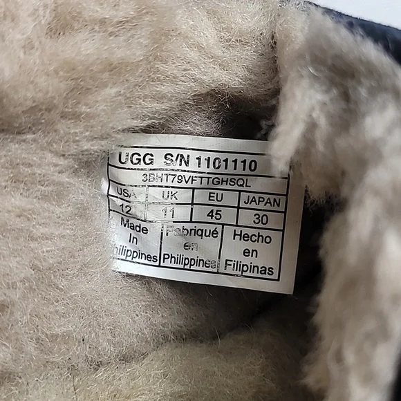 Ugg Ascot navy slippers 110110 size 12 - Picture 9 of 9